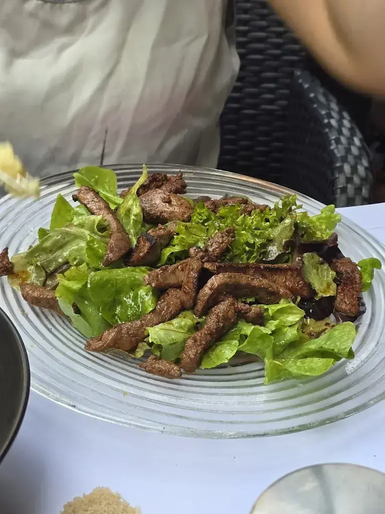 Swiss Sen_Gemeindehaus Beringen_Beringen_review