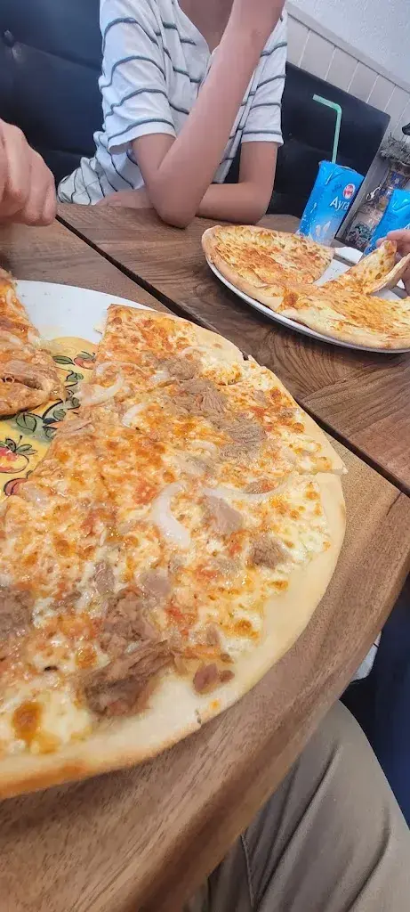 Menu_Rheinfall Imbiss_Neuhausen am Rheinfall_image_7