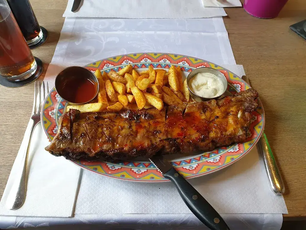 Luc Siegenthaler_Gasthof Löwen Worb (Casa Nostra und Indiana) Hotel & Restaurant_Worb_avis