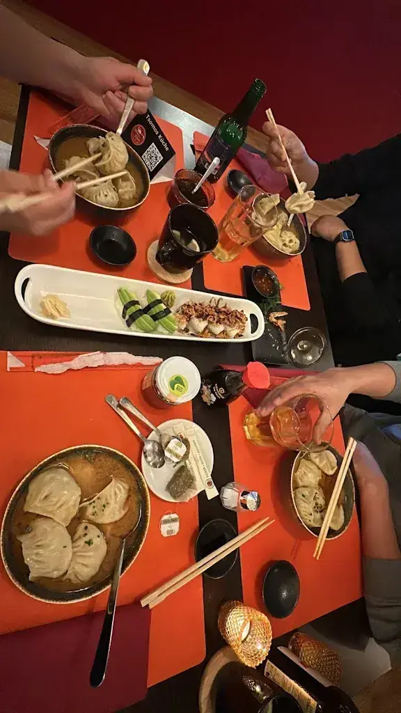 Yingsel lhamo Chungu nupa_Tsomos Küche_Neuhausen am Rheinfall_review