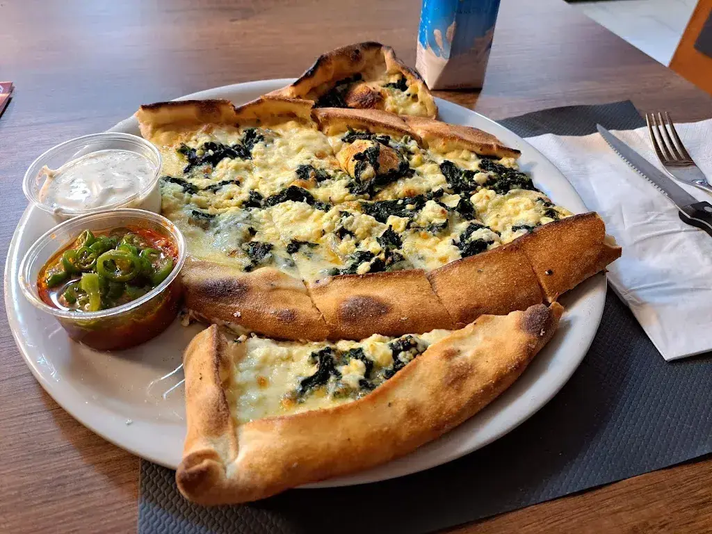 Menu_B Tasty_Neuhausen am Rheinfall_image_7