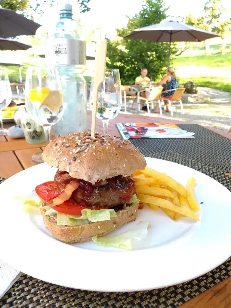 Klingenzellerhof restaurant in Eschenz