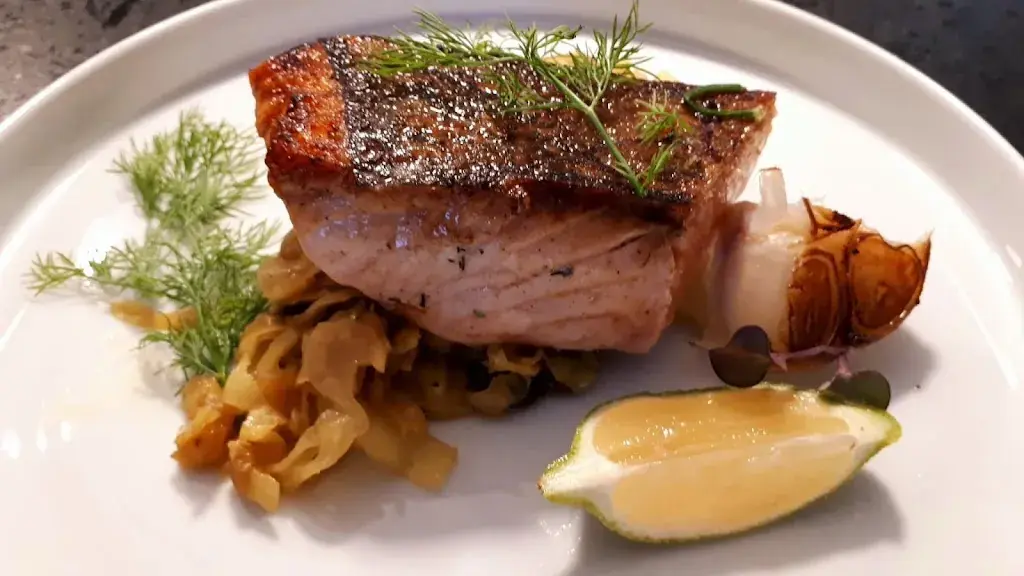 latavolata_Hallau_menu_image_1