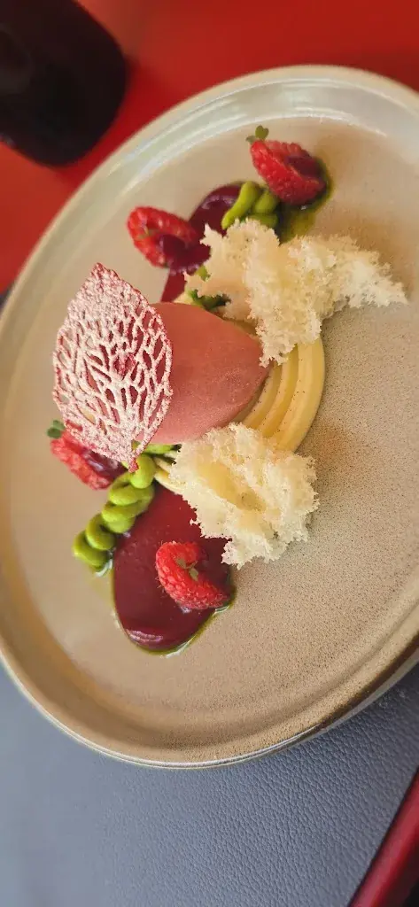 Chiara Pini_Bergtrotte Osterfingen_Osterfingen_avis