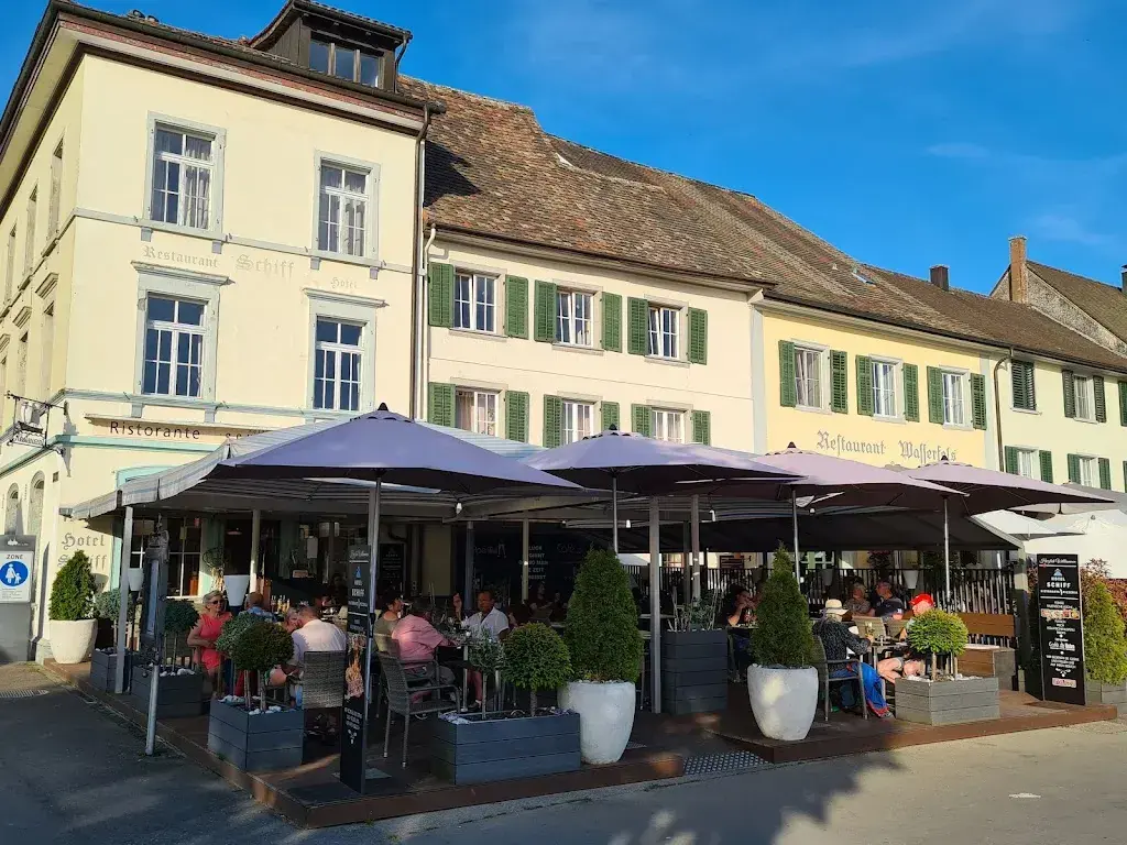 Beat A. Schwendimann_Hotel Ristorante Pizzeria Schiff_Stein am Rhein_avis