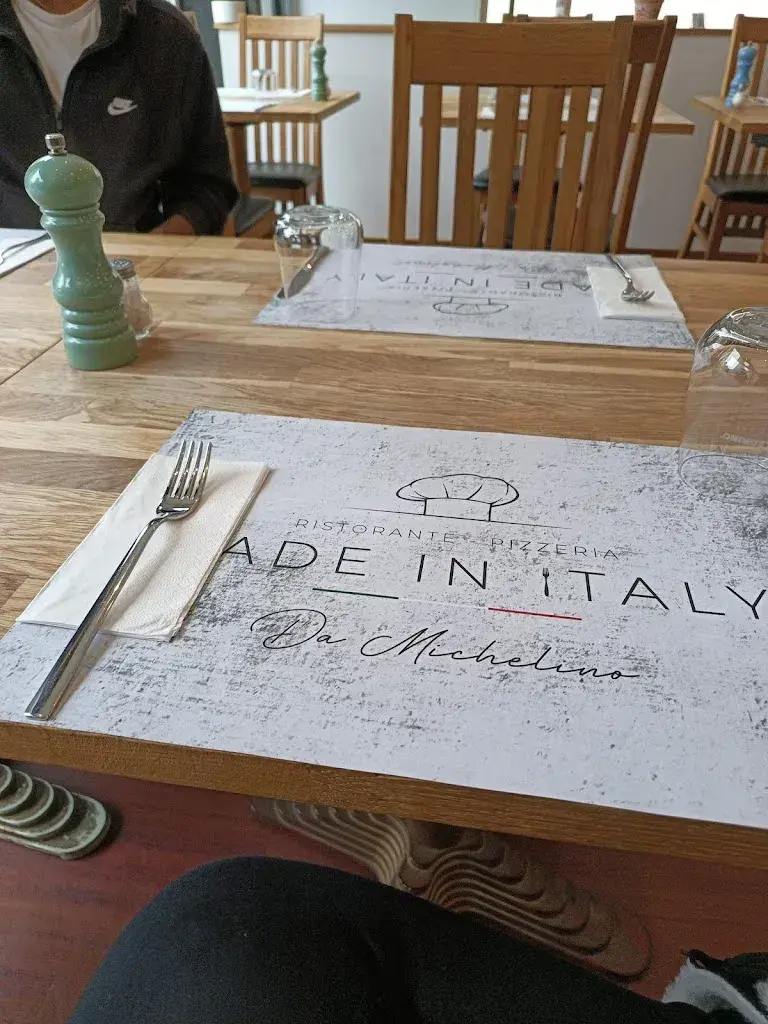 veronica vallestero (Gaga)_Tannenbaum da Michelino_Herisau_avis