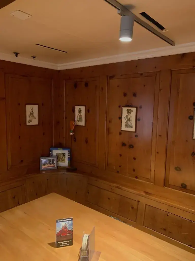 Aston Lee_Freihof_Herisau_recensione