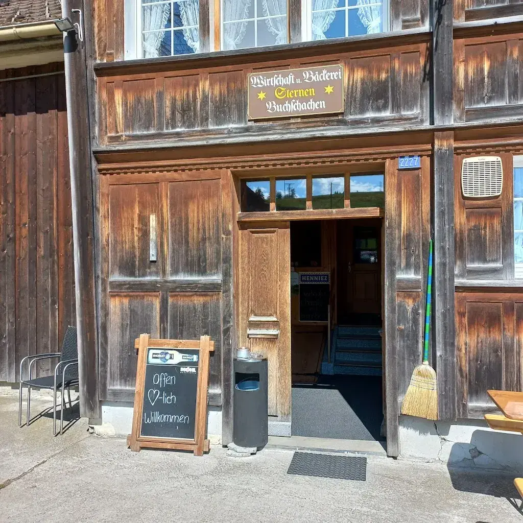 Hans Zuest_Buechschachen_Herisau_review