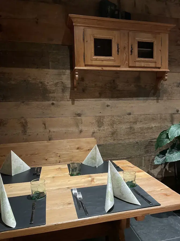 Marcel van Houten_Bären Herisau_Herisau_review