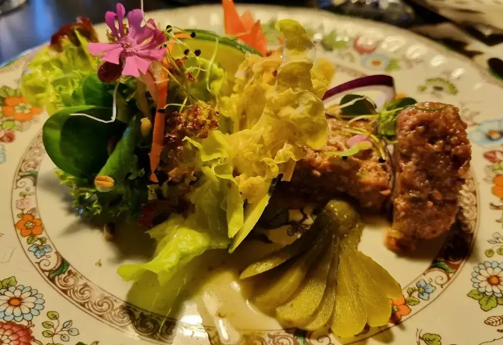 Steph Wartmä_bSONDERig by Frischknecht's_Stein_avis