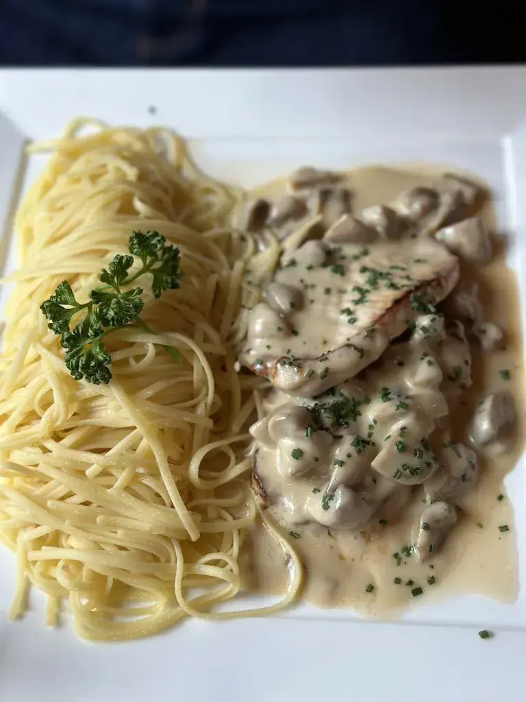 Menü_Restaurant Föhrenstube + Gaststube Grindelwald_Grindelwald_Bild_6