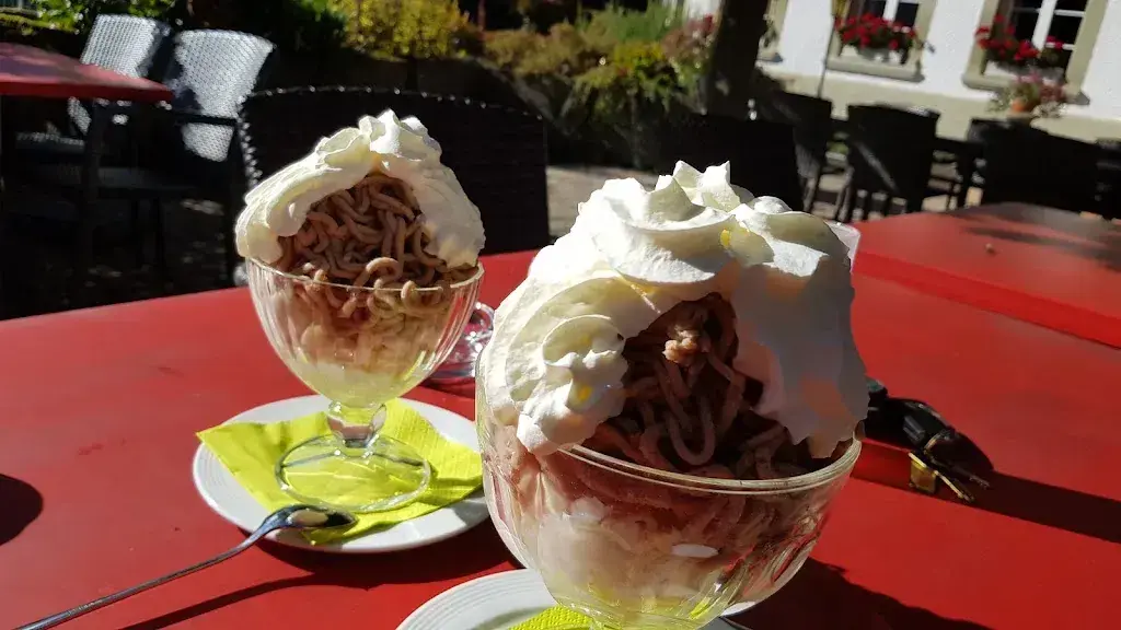 Martin Willi_Restaurant Bären_Oberbalm_avis