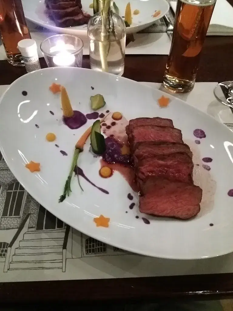 Jeroen van Aalst_Werk 1_Gossau_review