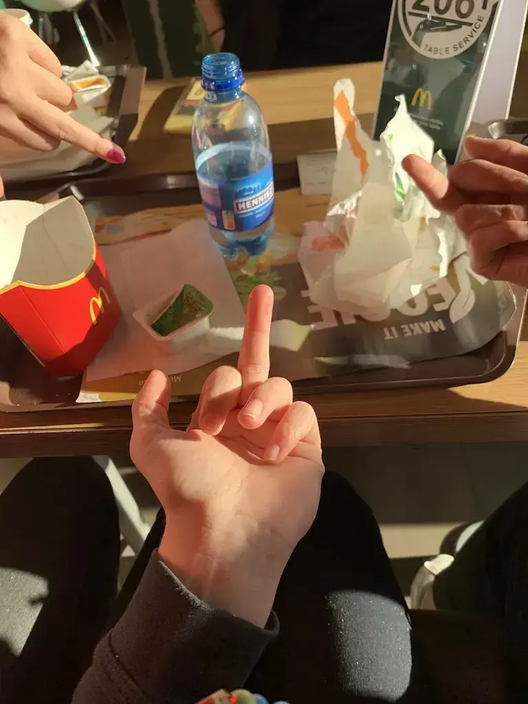 Elisa Limone_McDonald’s_Gossau_review