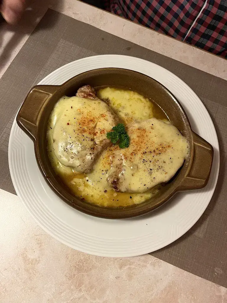 Susanne Oettli_Storchen (Störchli)_Schwellbrunn_review