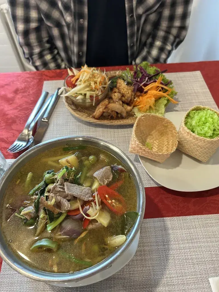 Claudia P_Aksara Thai Restaurant_Schwellbrunn_review
