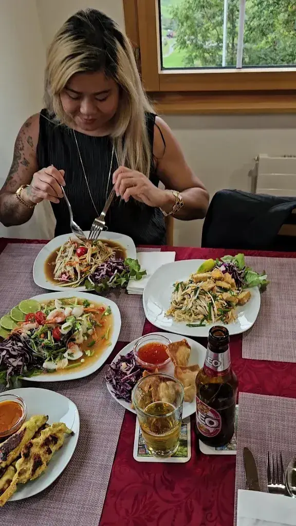 Rak Thai Spa Massage in frauenfeld Switzerland_Aksara Thai Restaurant_Schwellbrunn_review