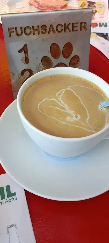 Альона Крикун_Berggasthaus Fuchsacker_Degersheim_reseña