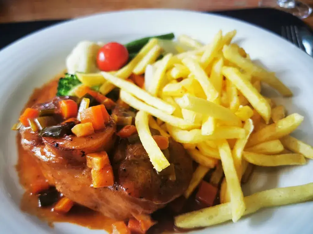 Sudarut W._zur Krone_Gais_review