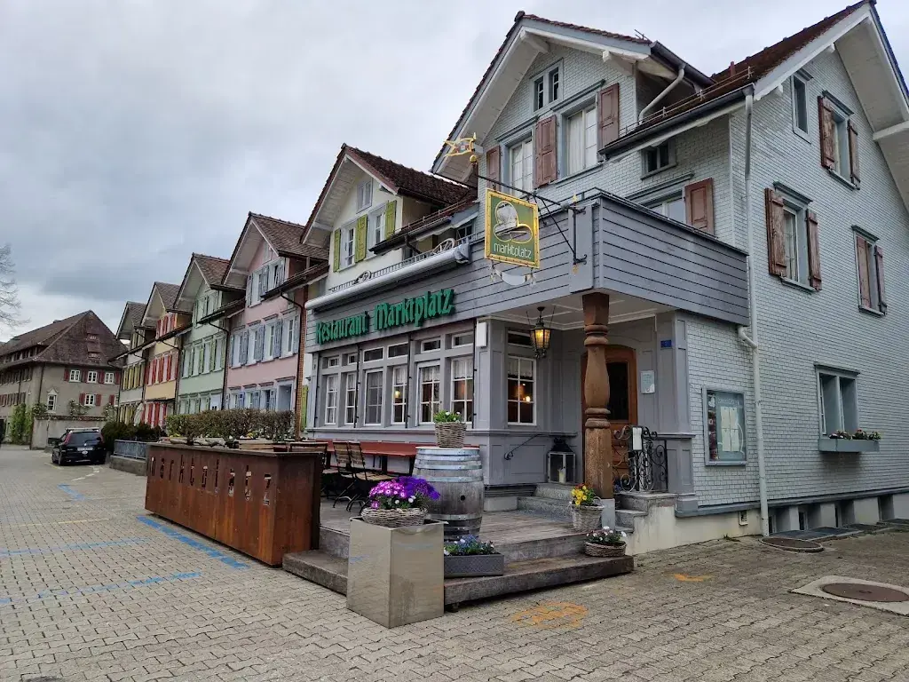 Raffael Greminger_Restaurant Marktplatz Appenzell_Appenzell_avis