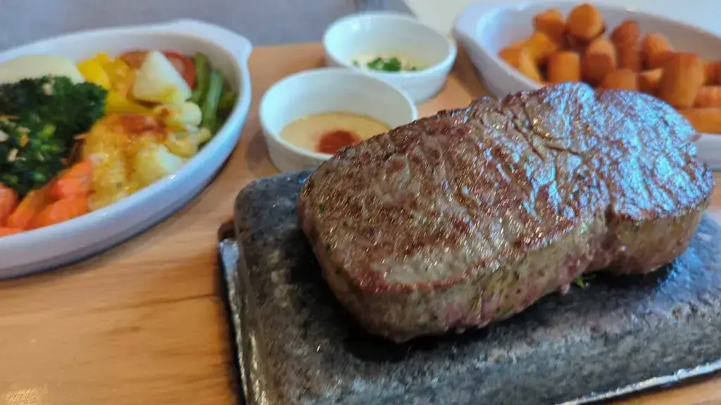 Preeyakorn Palm_Ilge_Teufen_review