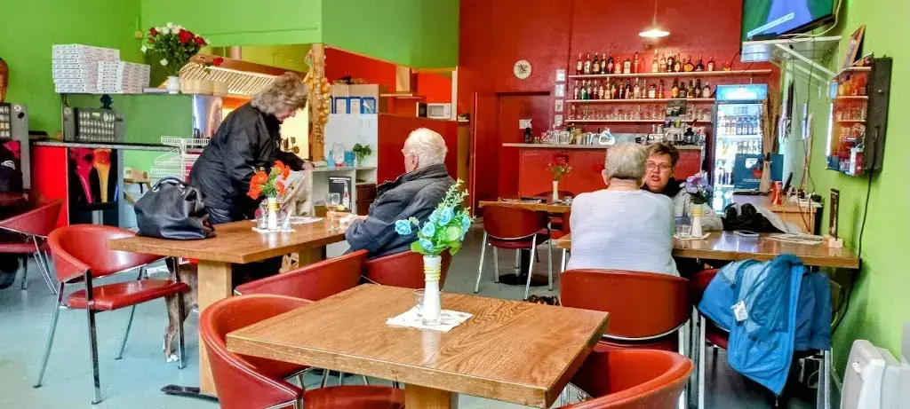 B. Friedli_Restaurant Sensebeach_Thörishaus_avis