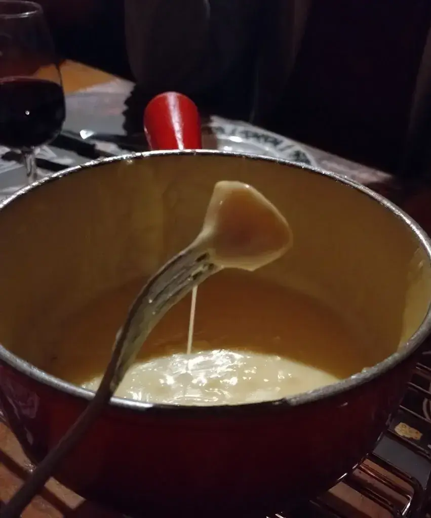 Thomas Kaupert_Creux du feu (ouvert du 02.11 au 30.04)_Broc_reseña