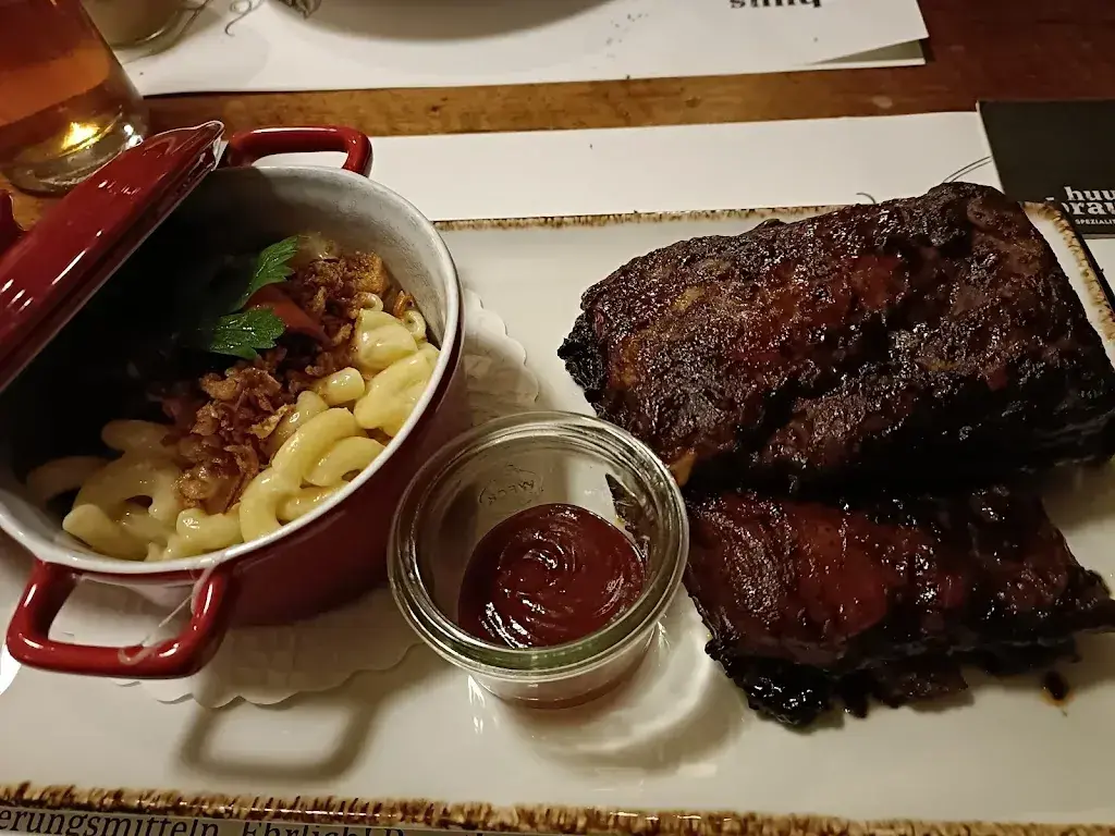 Nichada Pijarawat_National zum goldenen Leuen_St. Gallen_review