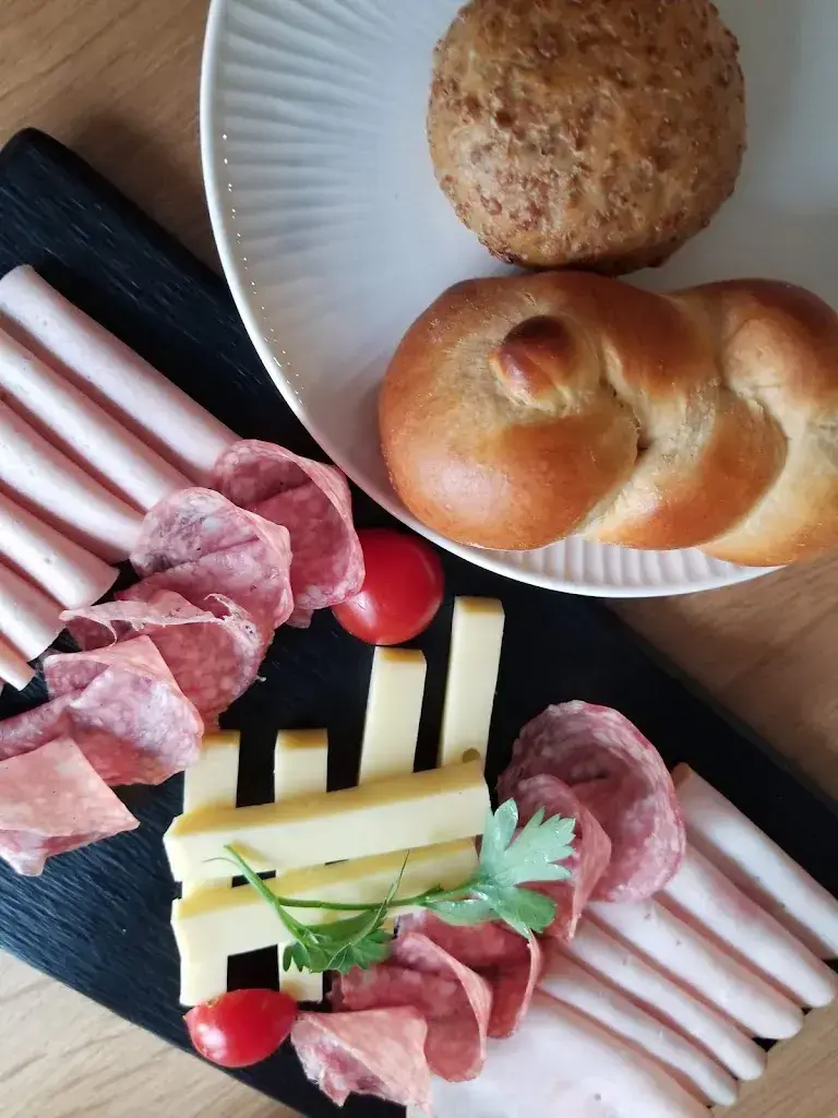 Menu_Falkenburg – Restaurant & Hotel_St. Gallen_immagine_6