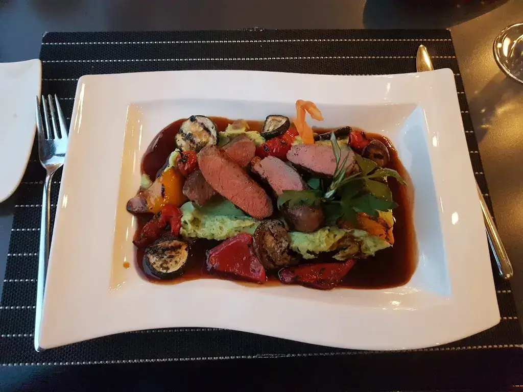 Matthias Fuchs_Falkenburg – Restaurant & Hotel_St. Gallen_recensione