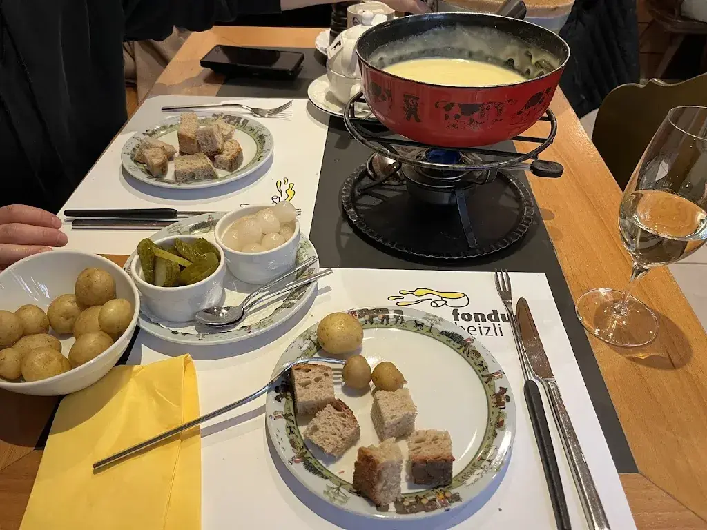 Roops_Fondue Beizli_St. Gallen_review