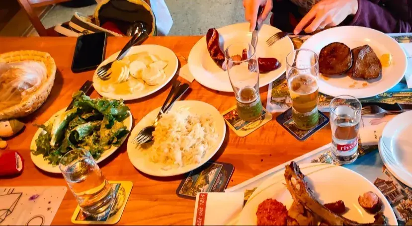 Carolina Anselmino_Station_Heiden_review