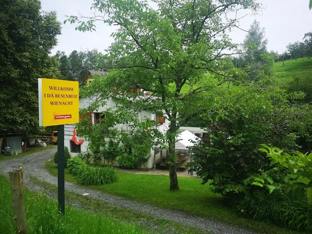 Philipp Heeb_Besenbeiz_Lutzenberg_review