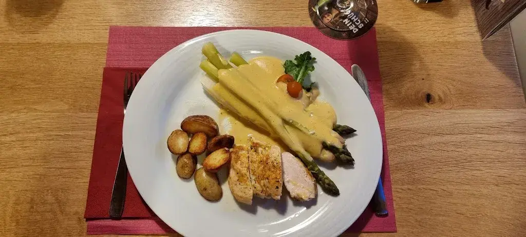 Albert Schlosser_Hohe Lust_Lutzenberg_recensione