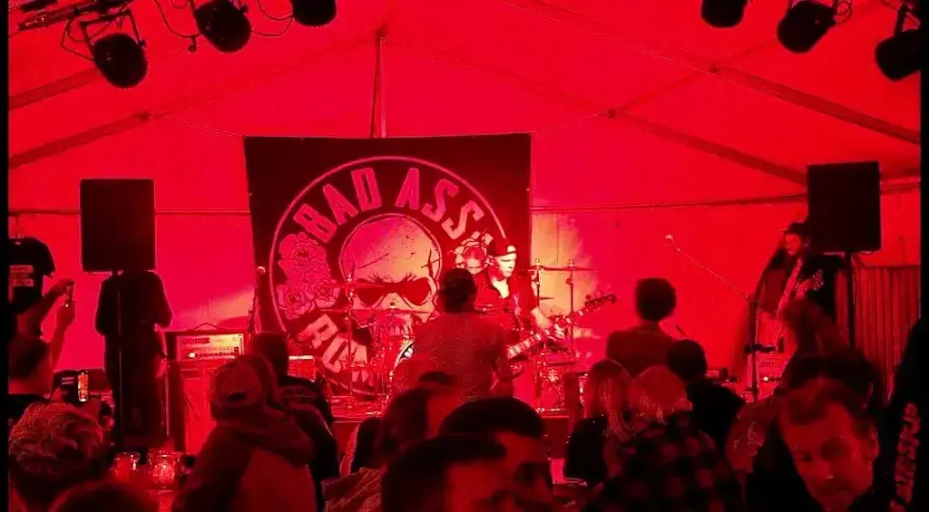 Turi Schmid_Restaurant Sonne Biker's Inn_Rheineck_Bewertung