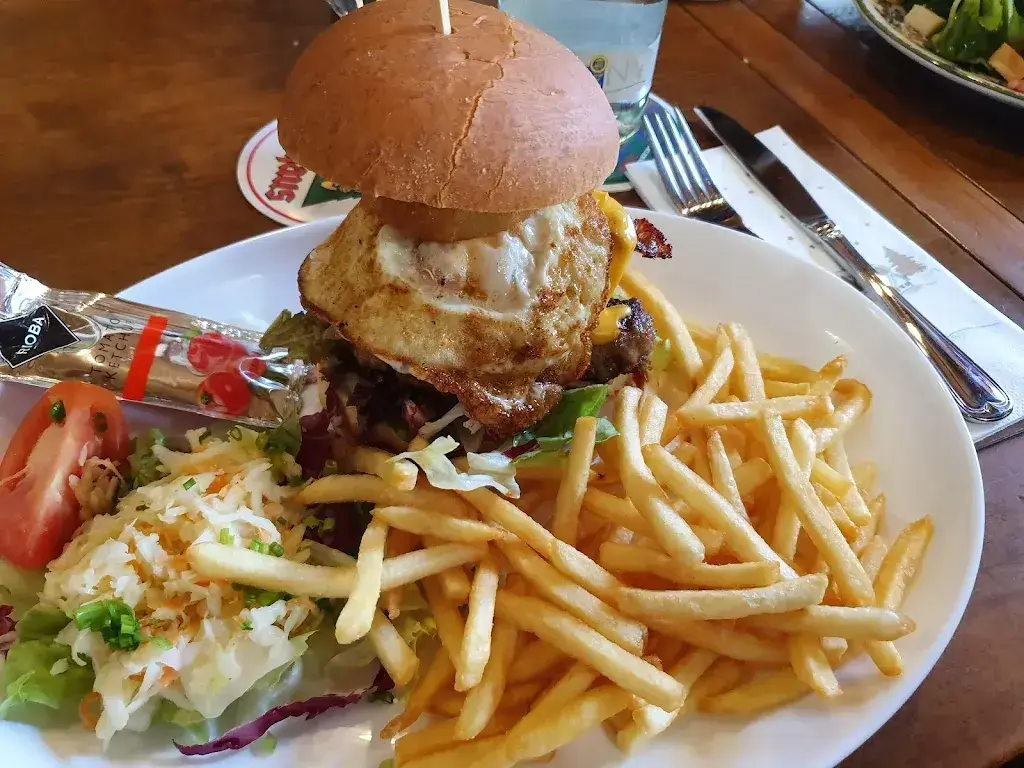 Alexander Frase_Steakhaus Hirschen und Bistro Filou_Germany_recensione