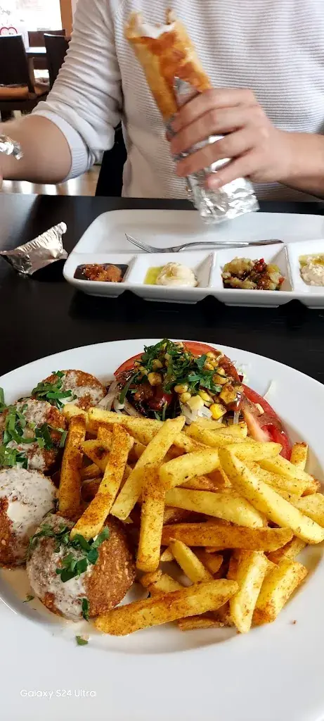 Menu_Restaurant AZADI im Appenzell_Appenzell_image_7