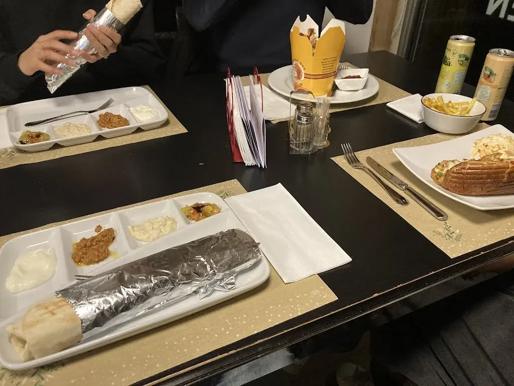 Menu_Restaurant AZADI im Appenzell_Appenzell_image_9