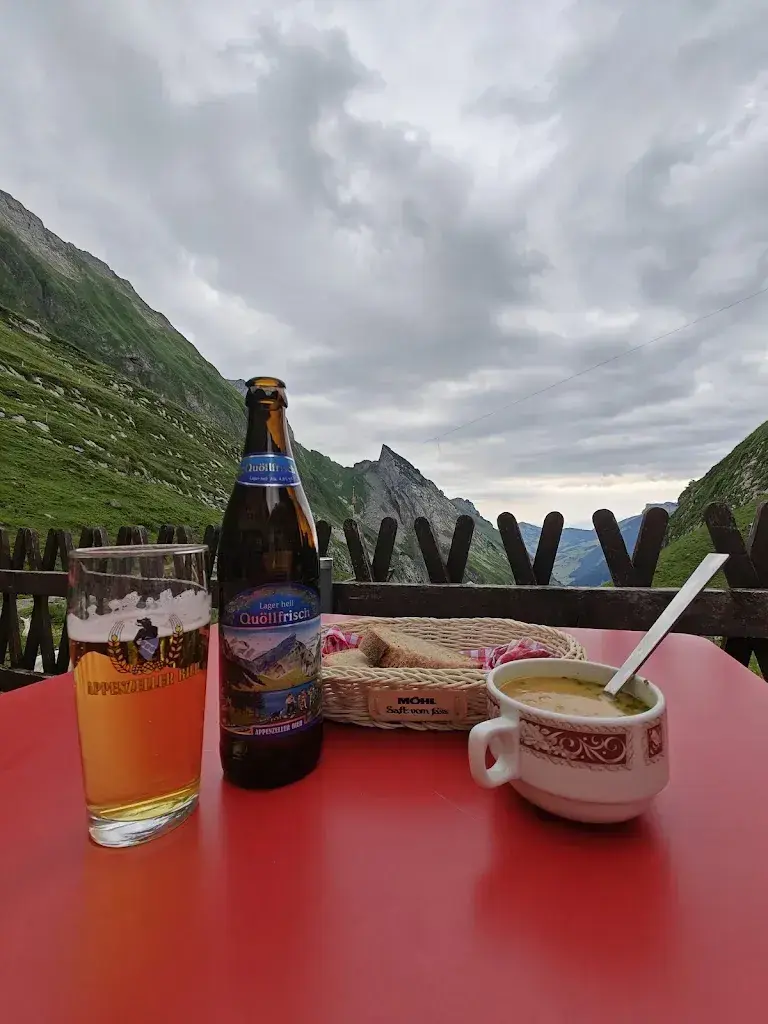 Irina Lund_Berggasthaus Mesmer_Wasserauen_avis