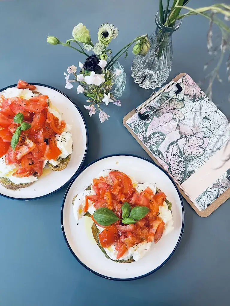 Emily Reho_MUCA café & workspace_Berneck_review