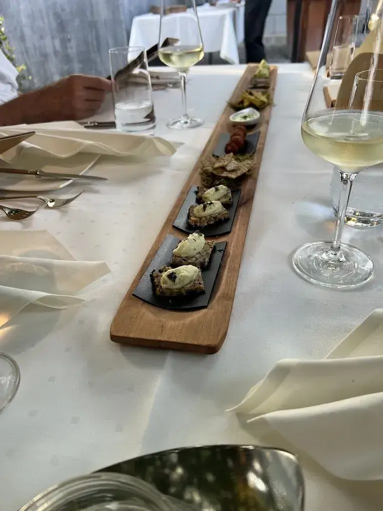 Sonja Pilman_Neue Blumenau_Lömmenschwil_review