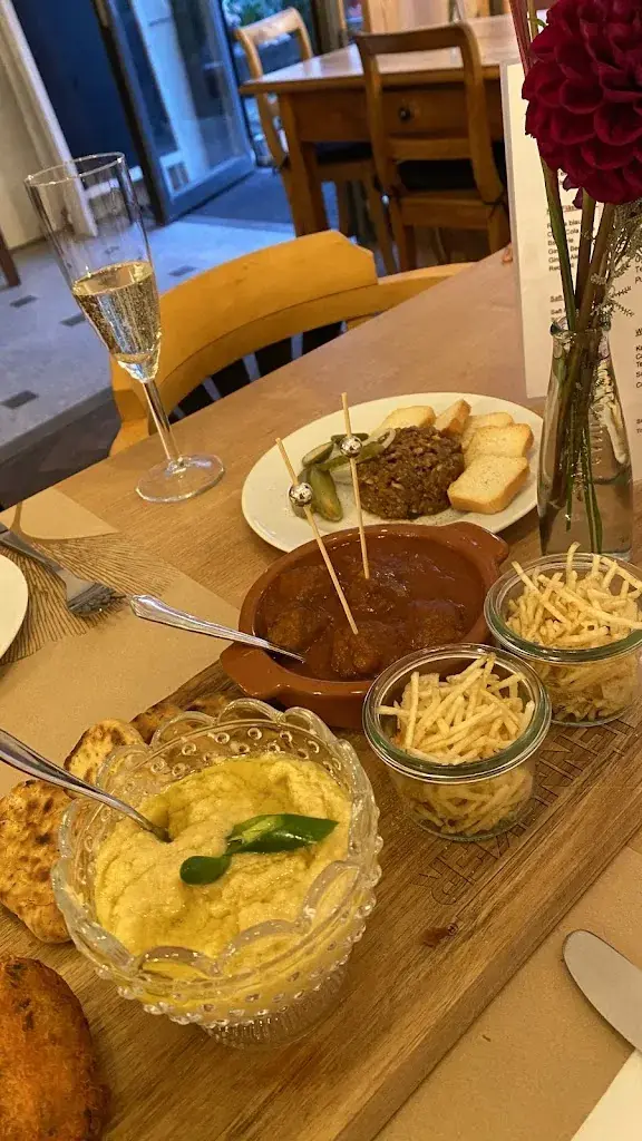 Mirjam Vogt_Bistro zuTisch_Bischofszell_recensione