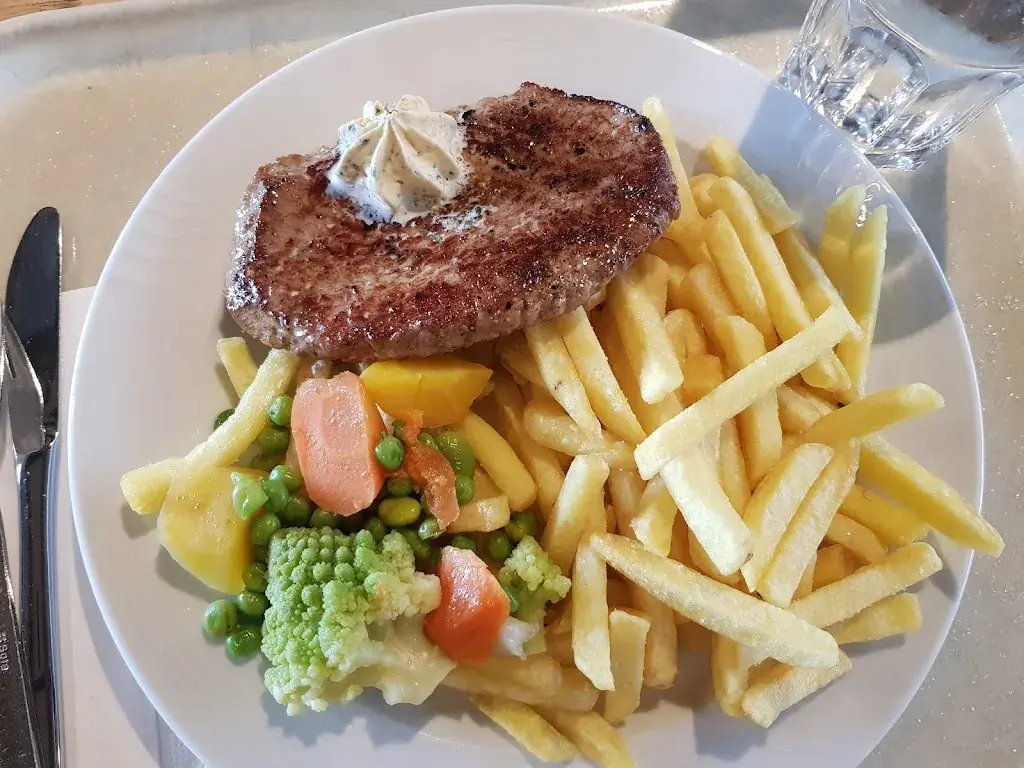 Michelle Woon_Migros-Restaurant - Abtwil - Säntispark_Abtwil SG_Bewertung