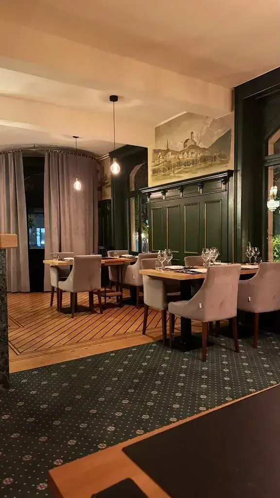 Ali Cetinkaya_Wienerberg_St. Gallen_review