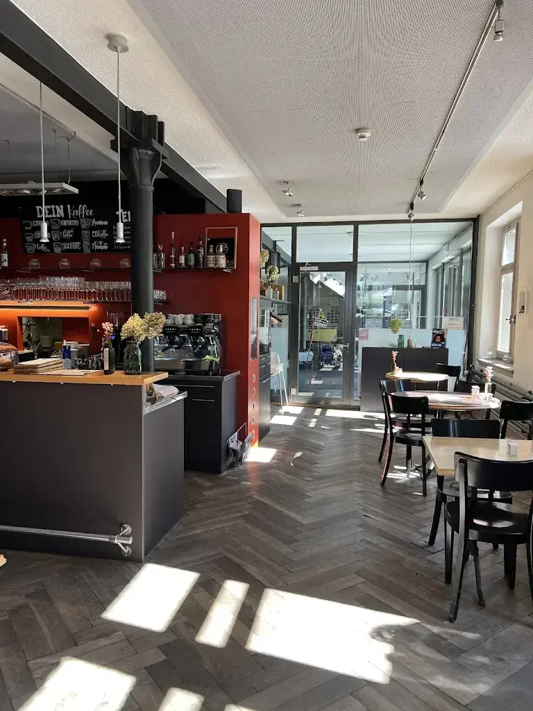 Axel Gebauer_Bistro Cartonage_Amriswil_review