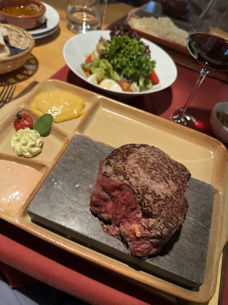 Martin Küppers_Vinato_Wittenbach_review