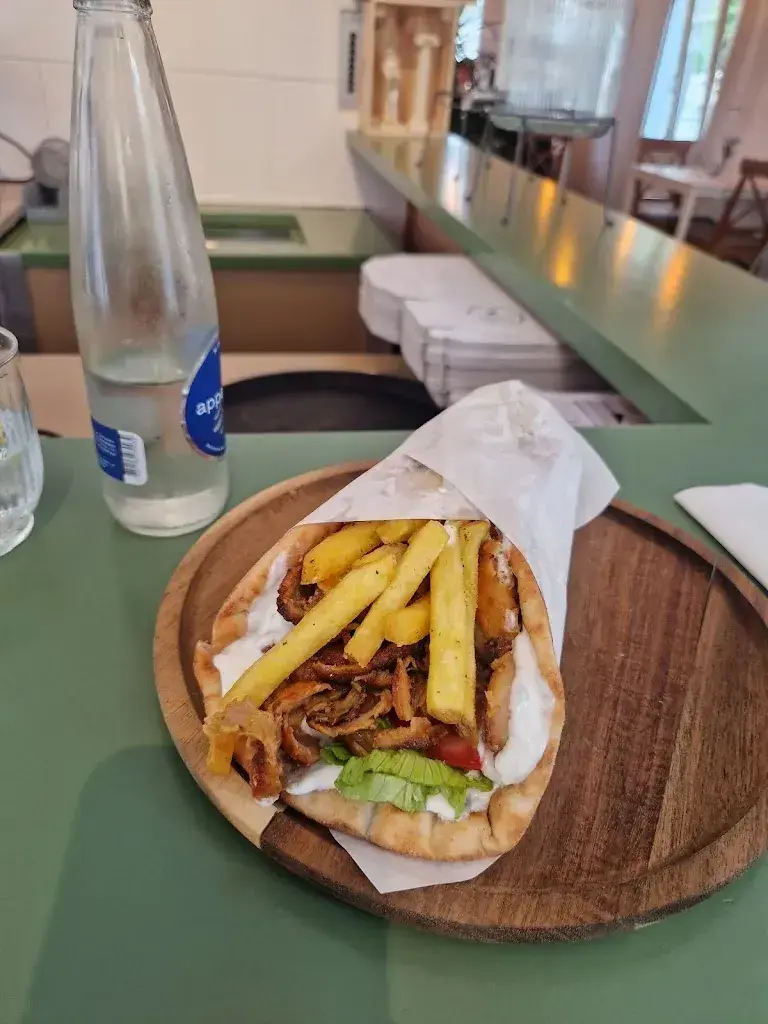 Simon Kreppelt_Hellas Greek Food_St. Gallen_recensione