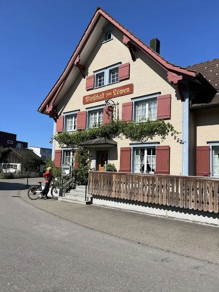 Axel Gebauer_Wirtschaft zum Löwen_Tübach_review