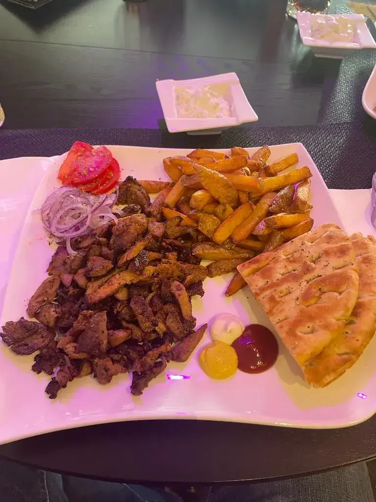 Glory W_Pina's Kitchen_St. Gallen_reseña