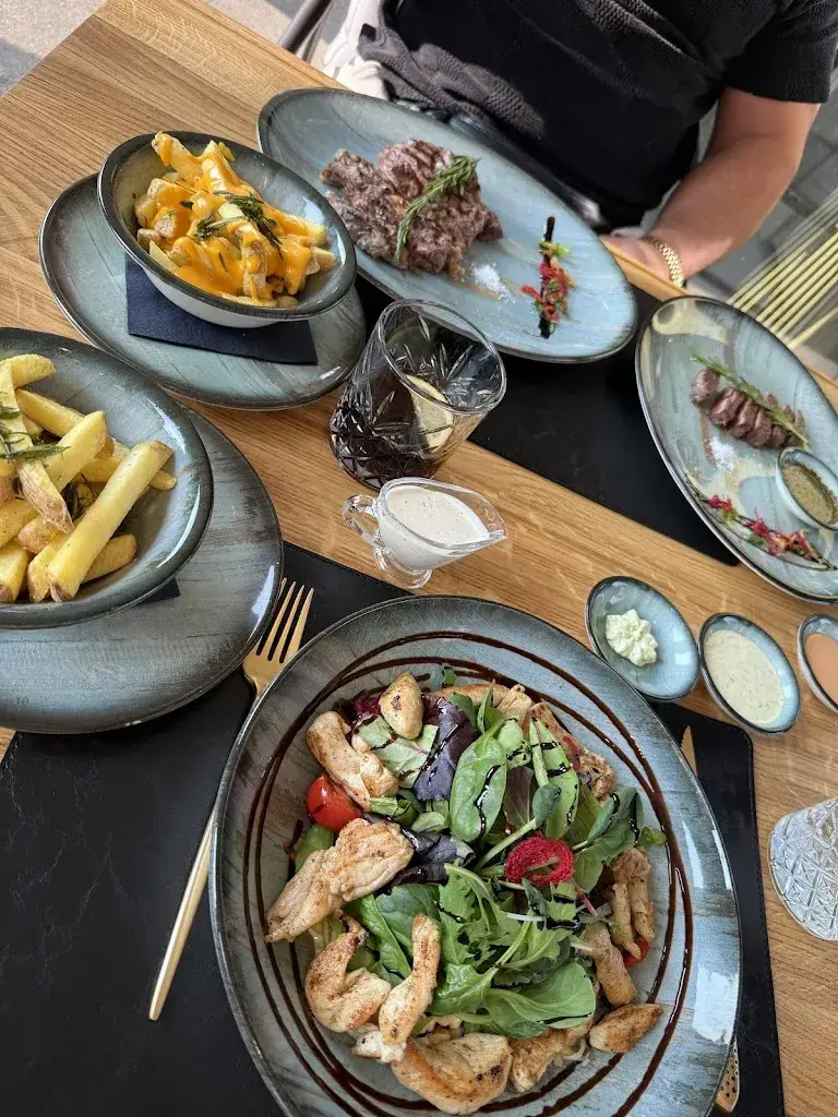 V Sophia_NOA Steakhouse_Goldach_review